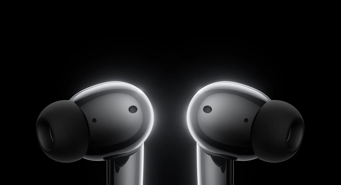 Buds 4_2.jpg Buds 4_2.jpg